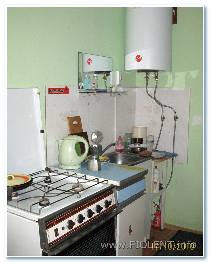 http://doma.fiolent.biz/images/lidia-kitchen.jpg